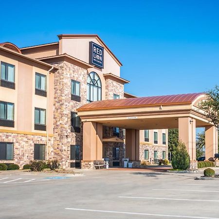 Red Lion Inn & Suites Mineral Wells Exterior photo